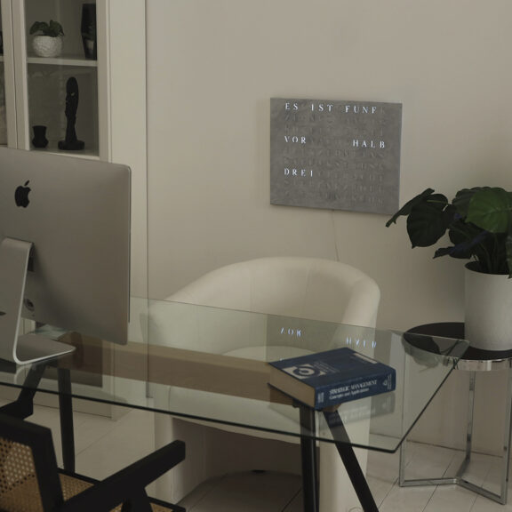 Wordclock Jupiter Concrete Design