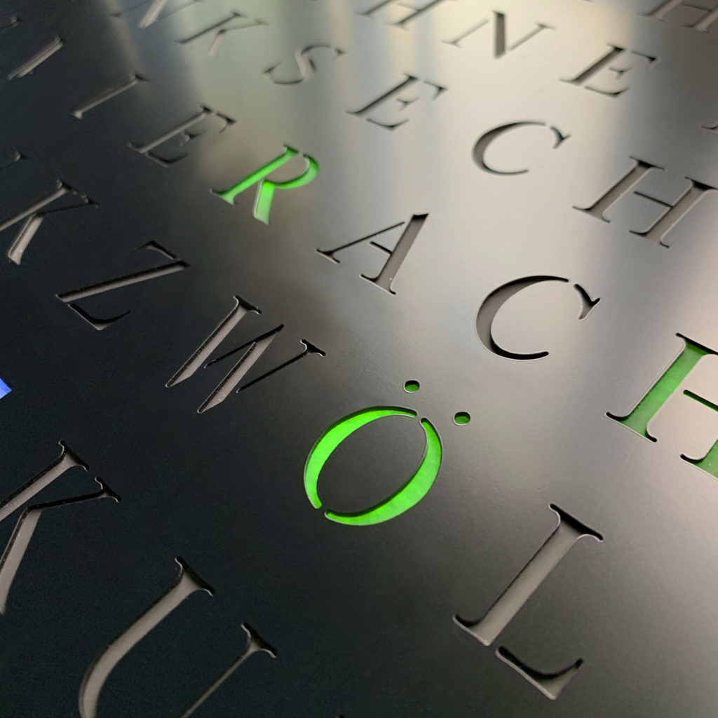 Wordclock Jupiter Stainless Steel in matt black