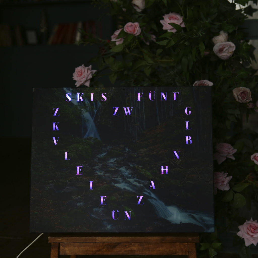 Wordclock Jupiter Dark Forest