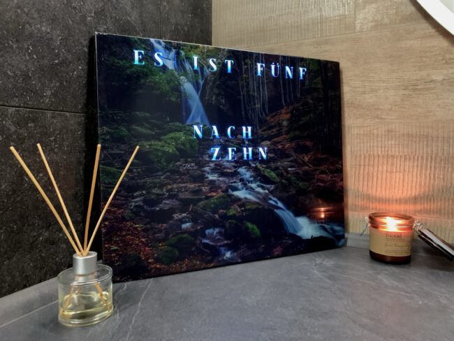 Wordclock Jupiter Dark Forest