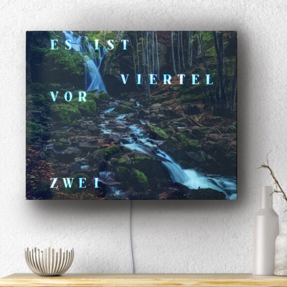 Wordclock Jupiter Dark Forest closeup
