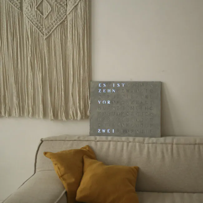 Wordclock Jupiter Beton