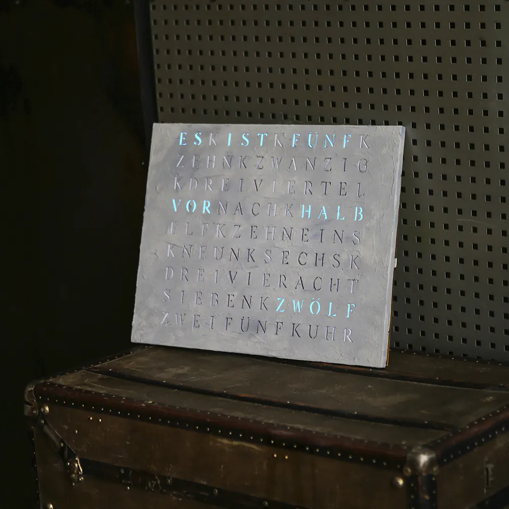 The look of Wordclock Jupiter Beton