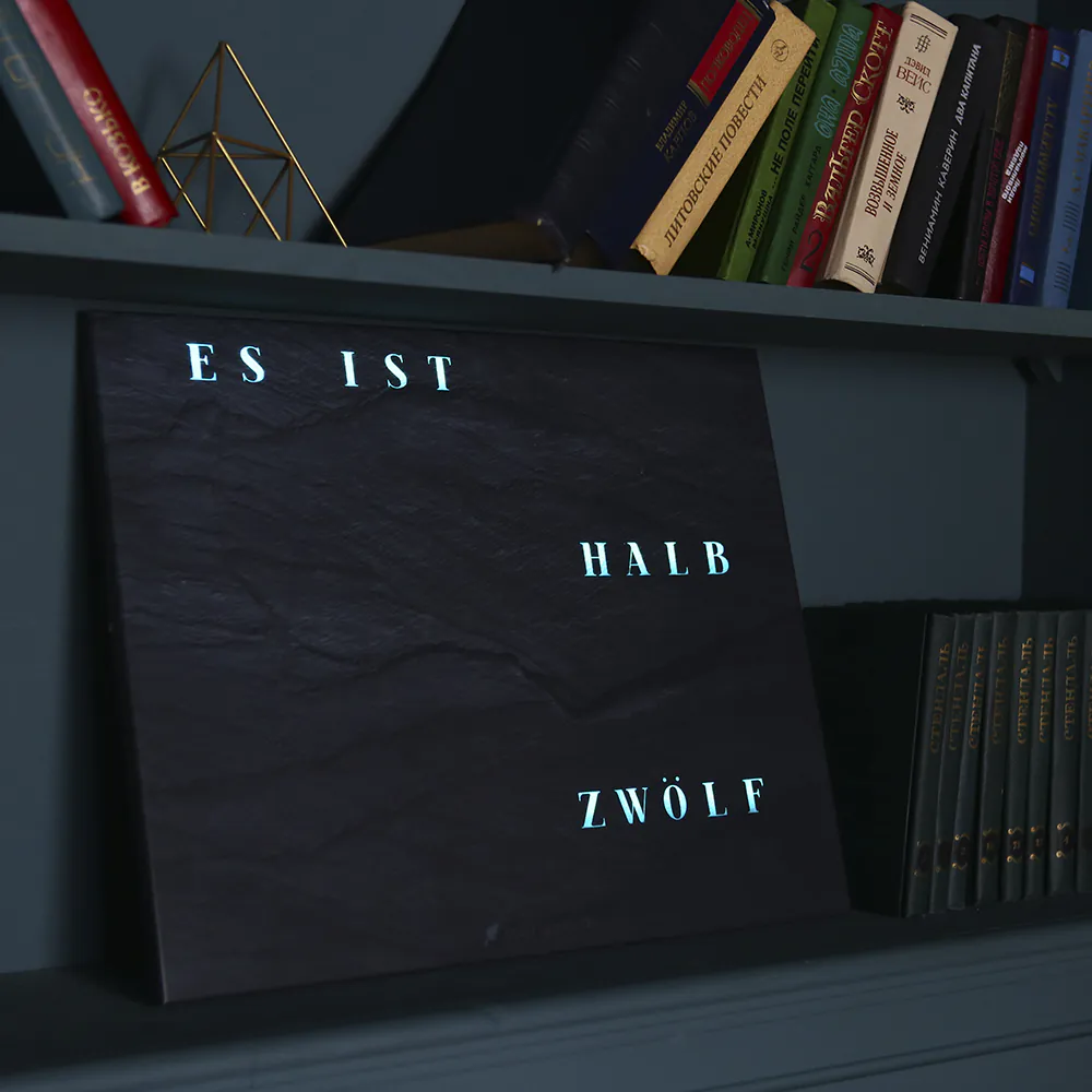 The new Wordclock Jupiter Schiefer Optik