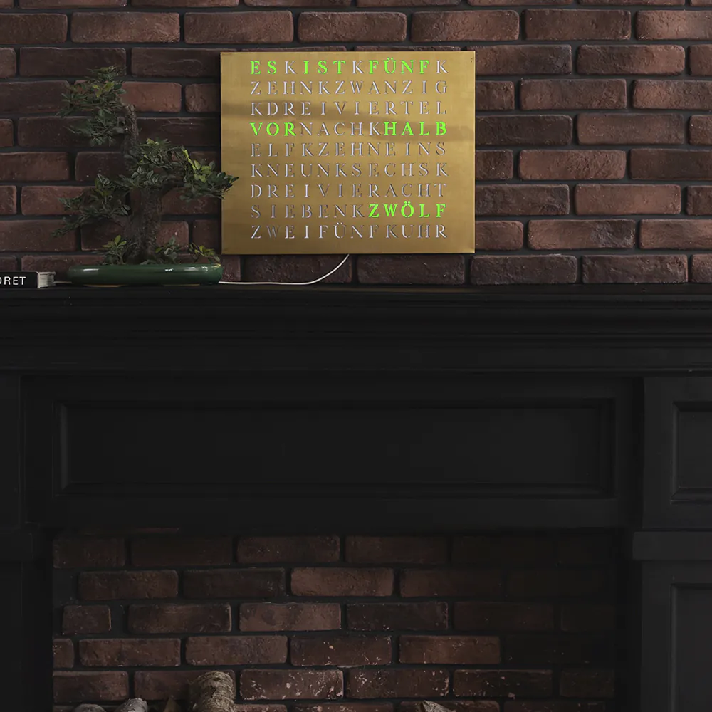 Wordclock Jupiter Edelstahl gelasert in Gold