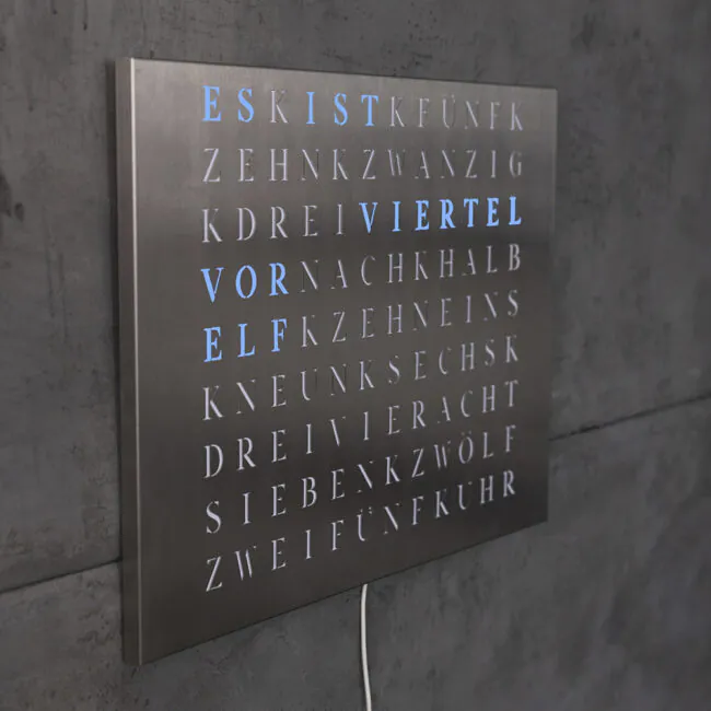 Wordclock Jupiter Edelstahl gelasert closeup