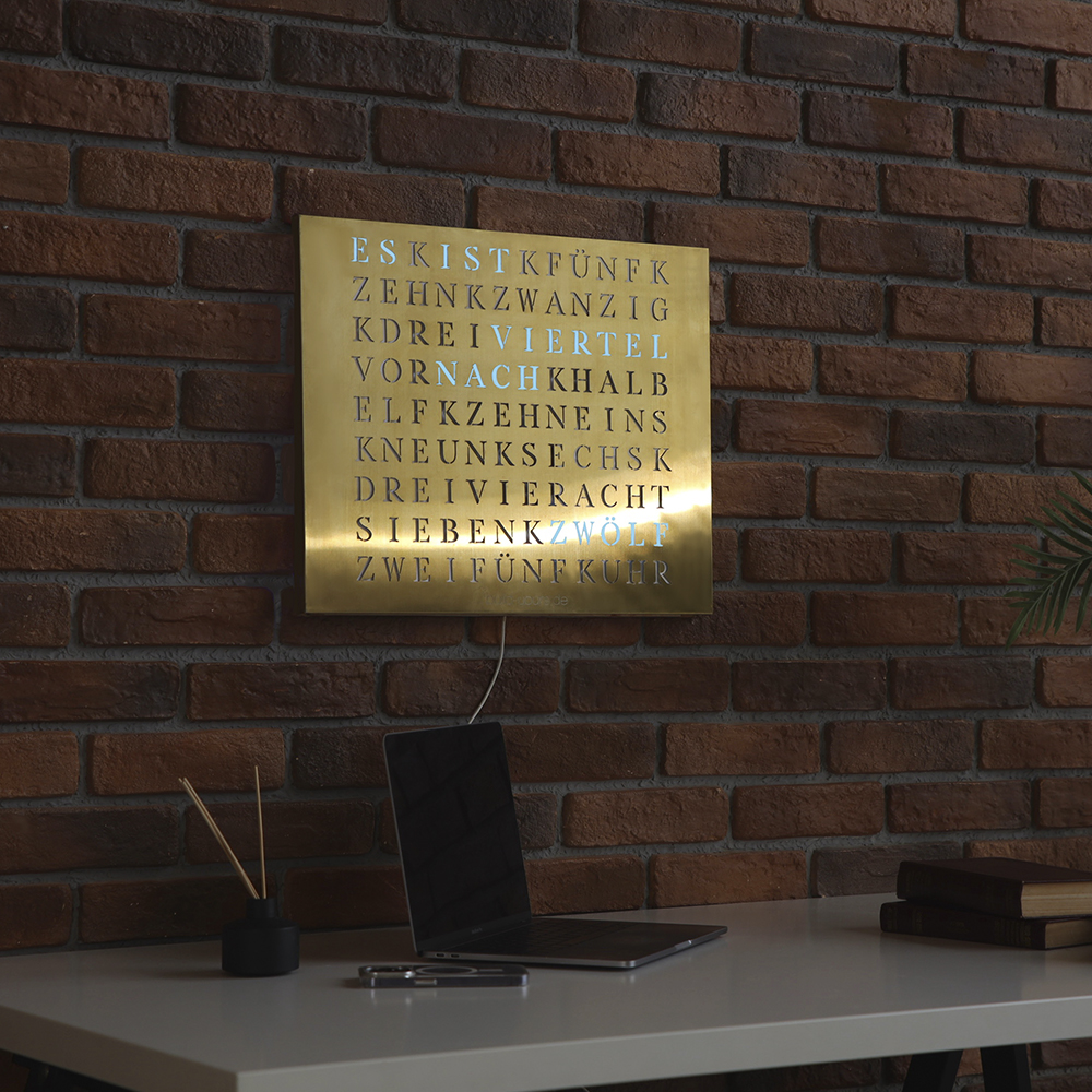 Wordclock Jupiter Stainless Steel in gold