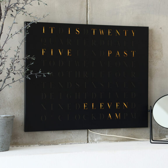 Wordclock Jupiter Steel in matt black - English version