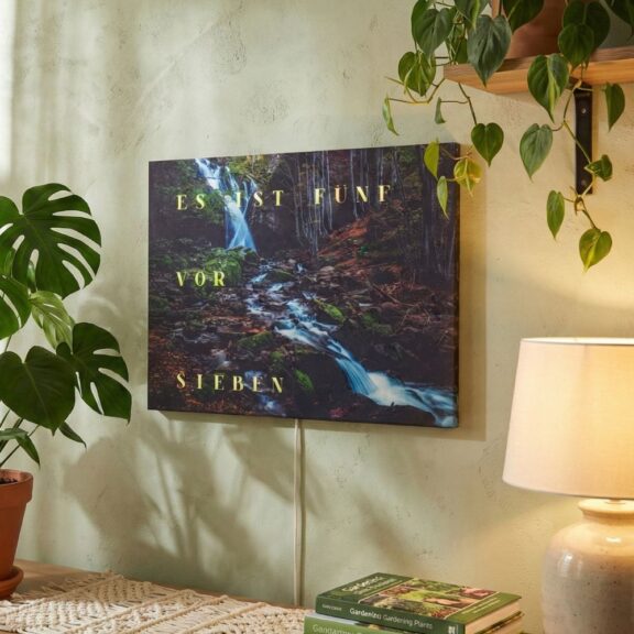 The new Wordclock Jupiter Dark Forest