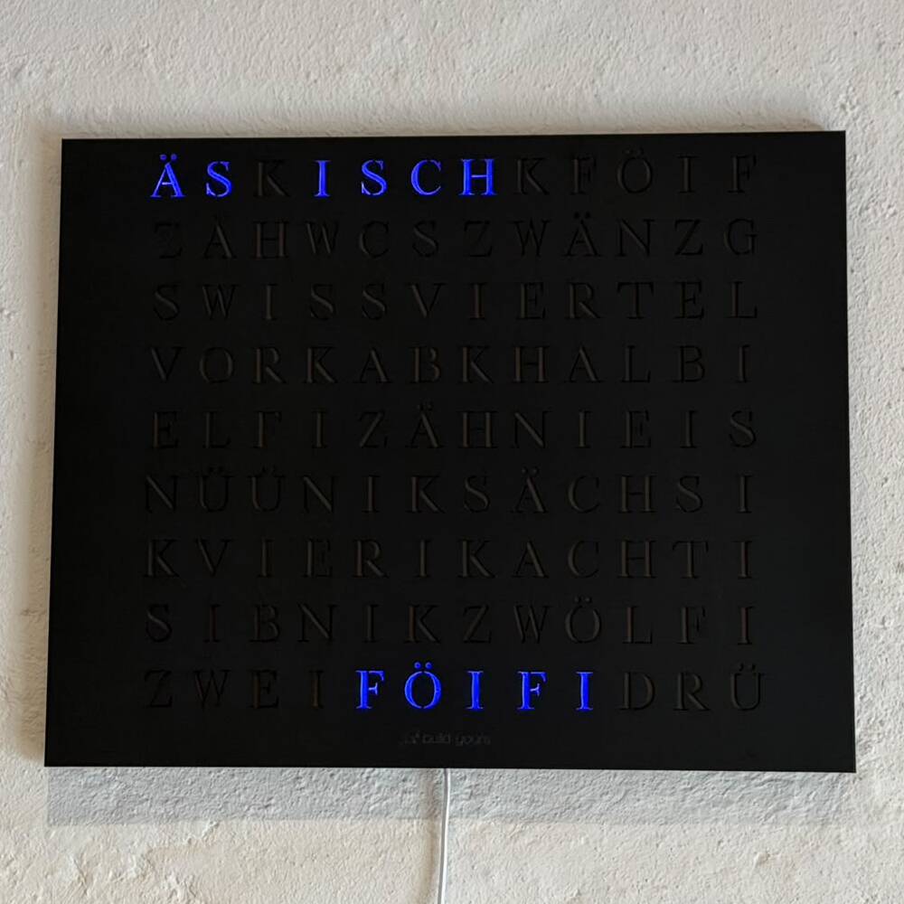 Wordclock Jupiter Stahl matt Schwarz - Swiss Edition closeup
