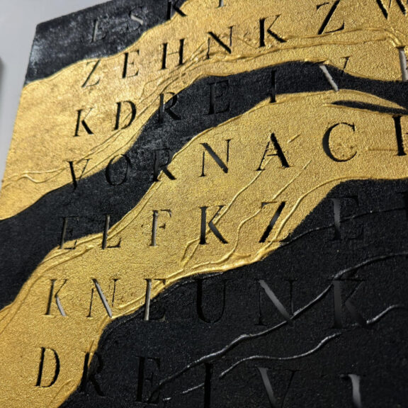 The new Wordclock Jupiter Black & Gold – Swiss Edition