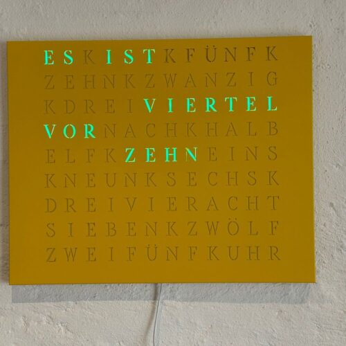 Wordclock Jupiter Individual closeup