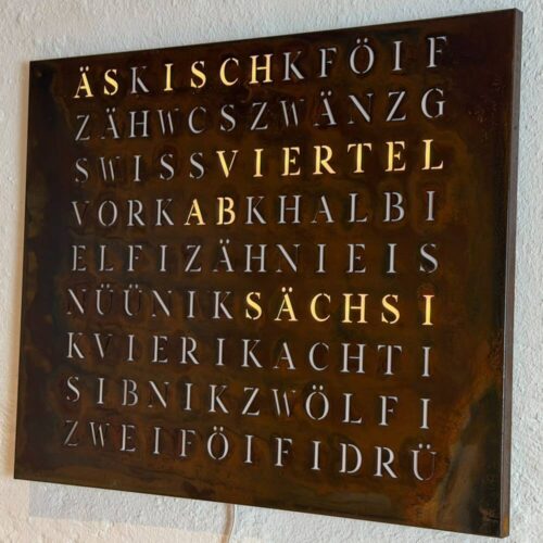 Wordclock Jupiter Eisen Rost Optik - Swiss Edition