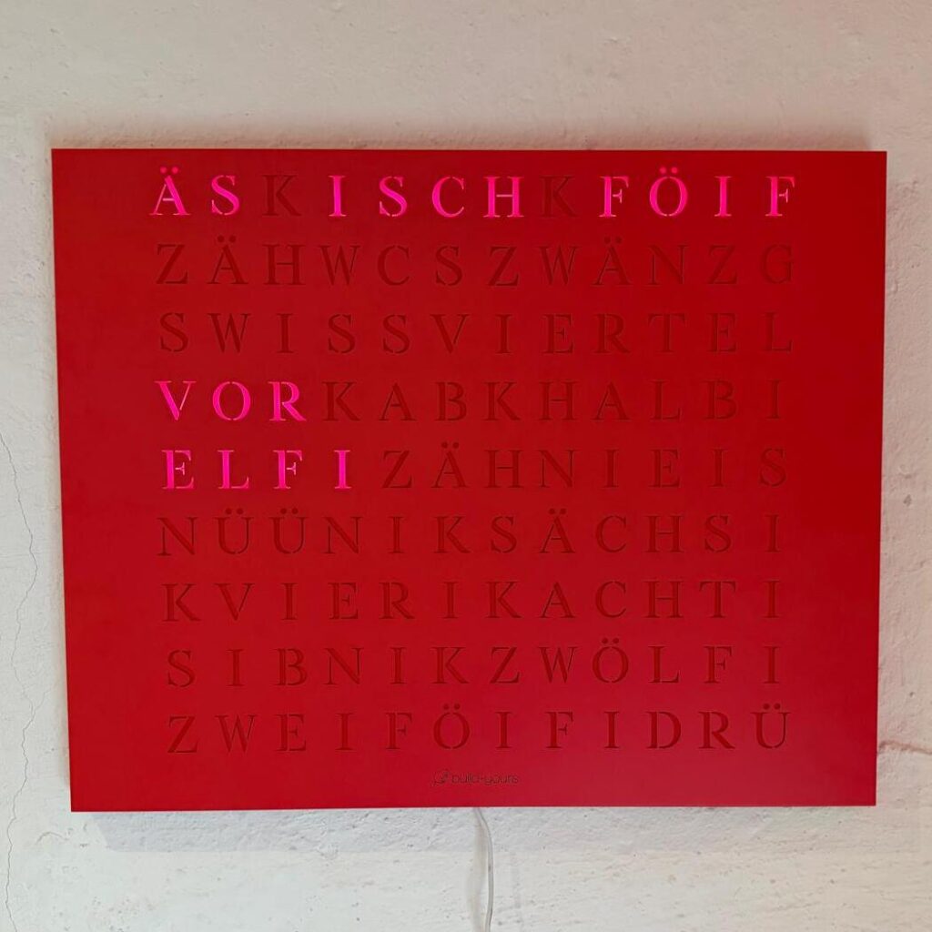 Wordclock Jupiter Edelstahl Rot - Swiss Edition