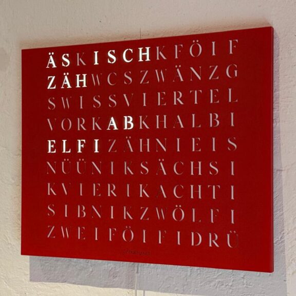 Wordclock Jupiter Edelstahl Rot - Swiss Edition